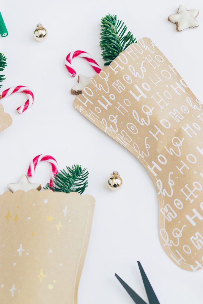 DIY: Weihnachtsstrümpfe aus Papier als Geschenkeverpackung