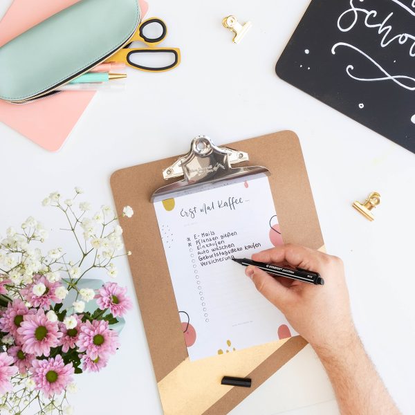 DIY Schreibtisch-Accessoires mit belton Sprühlacke gestalten