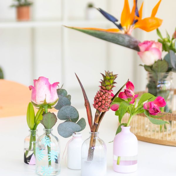 DIY Upcycling Vasen aus leeren Ginflaschen basteln