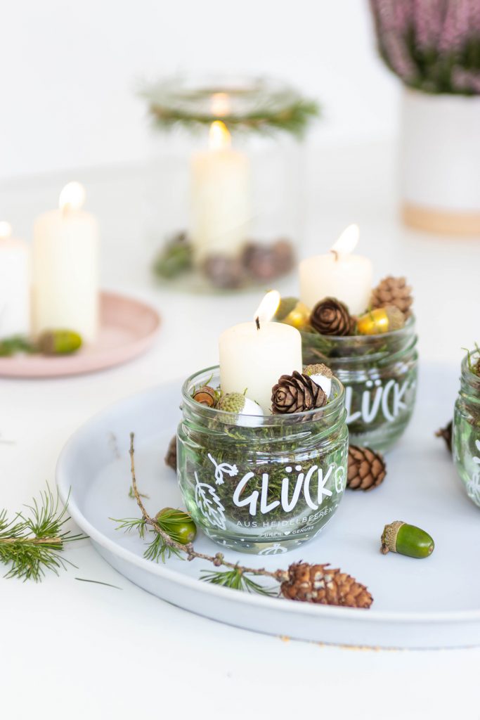 DIY Herbstliche Tischdeko im Glas mit Naturmaterial basteln