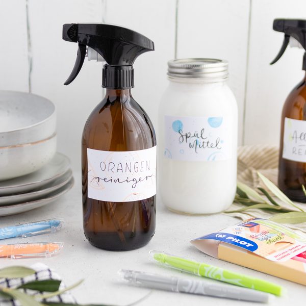 Einfache DIY Putzmittel selber machen + hübsche Etiketten