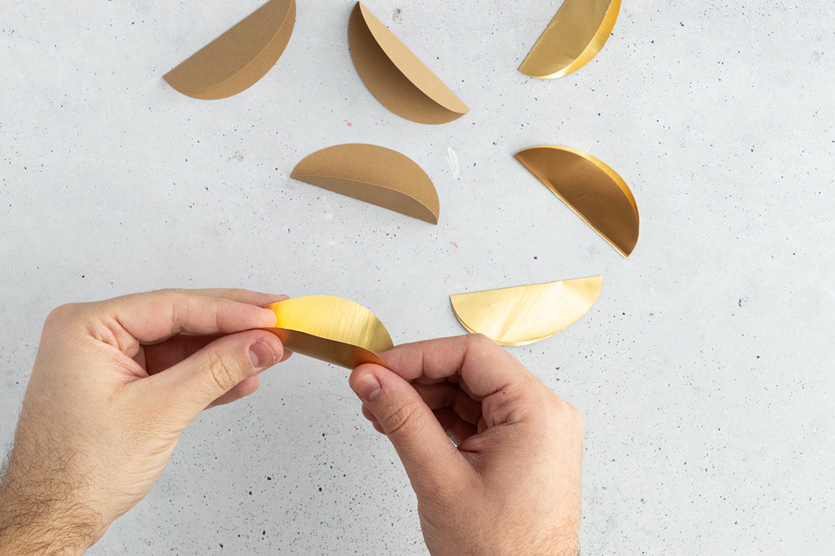DIY Ostereier aus Papier basteln