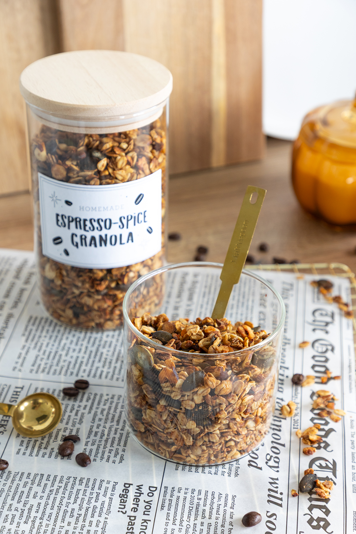 Espresso-Spice-Granola Rezept