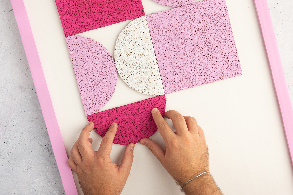 Geometrisches Wandbild aus Kork basteln