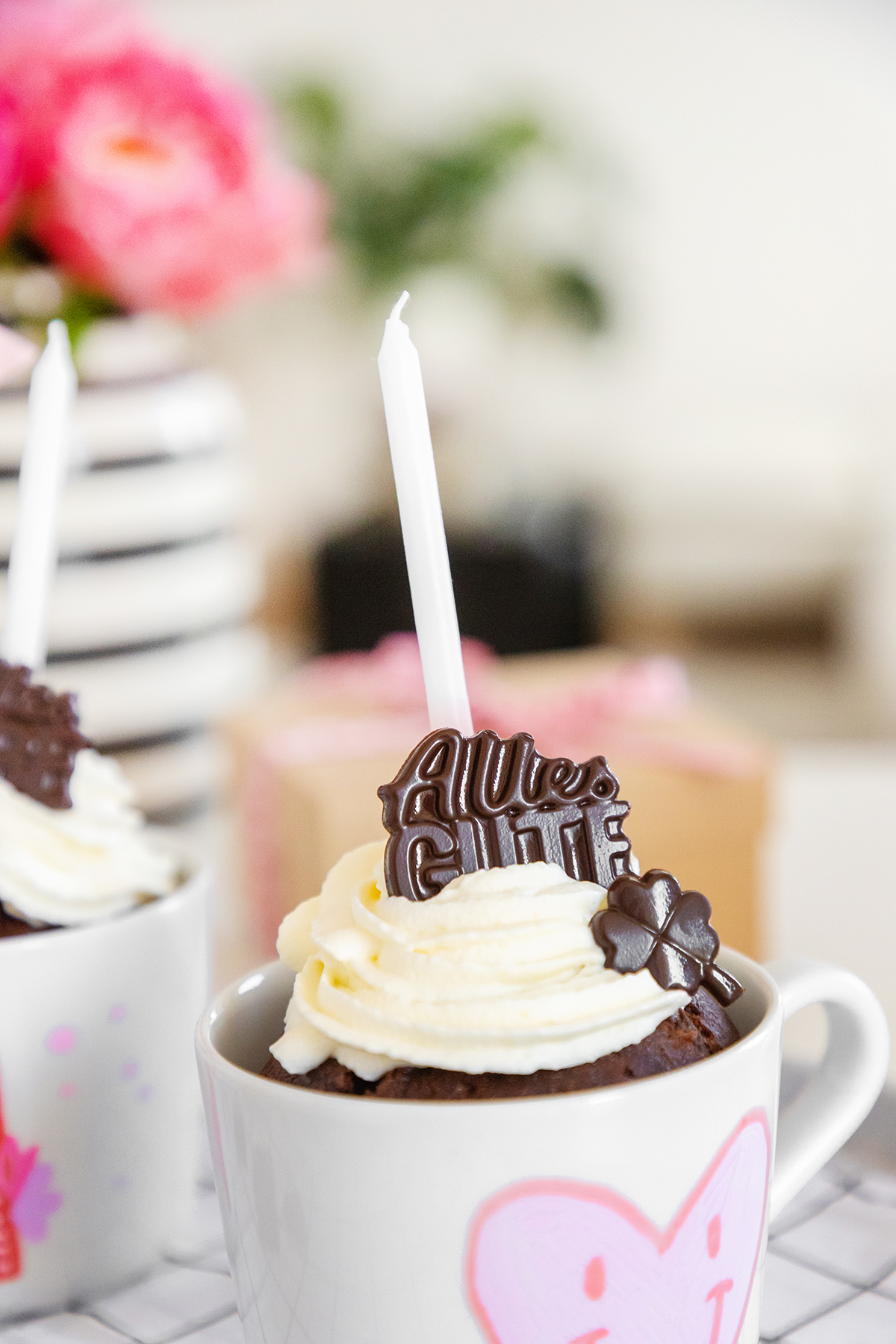 DIY Geburtstagsidee: Muffin in der Tasse basteln
