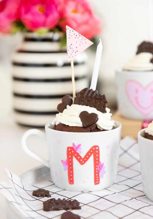 DIY Geburtstagsidee: Muffin in der Tasse basteln